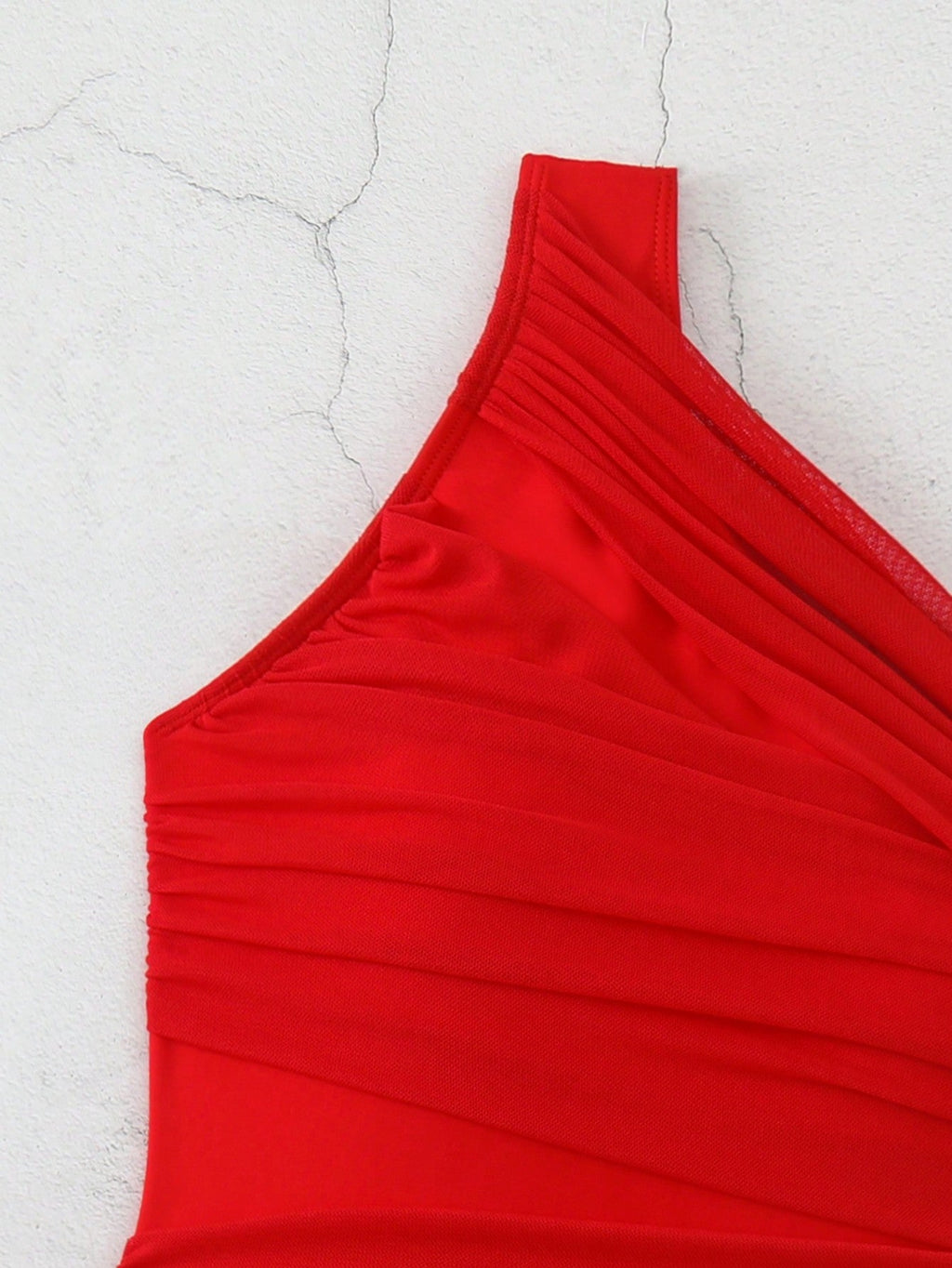 Maiô Assimétrico com Decote Franzido