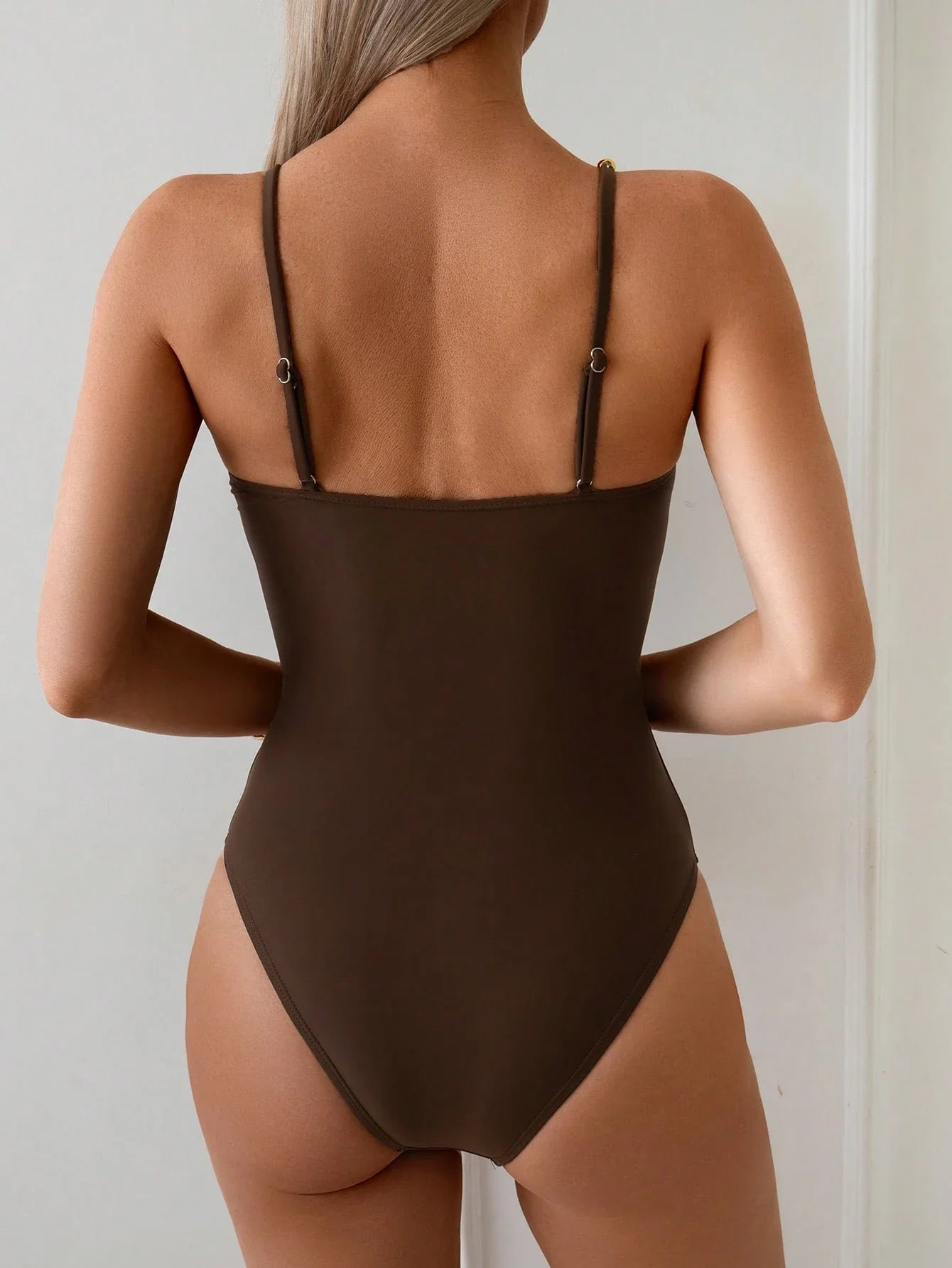 Maiô com Bojo Feminino Detalhe de Concha