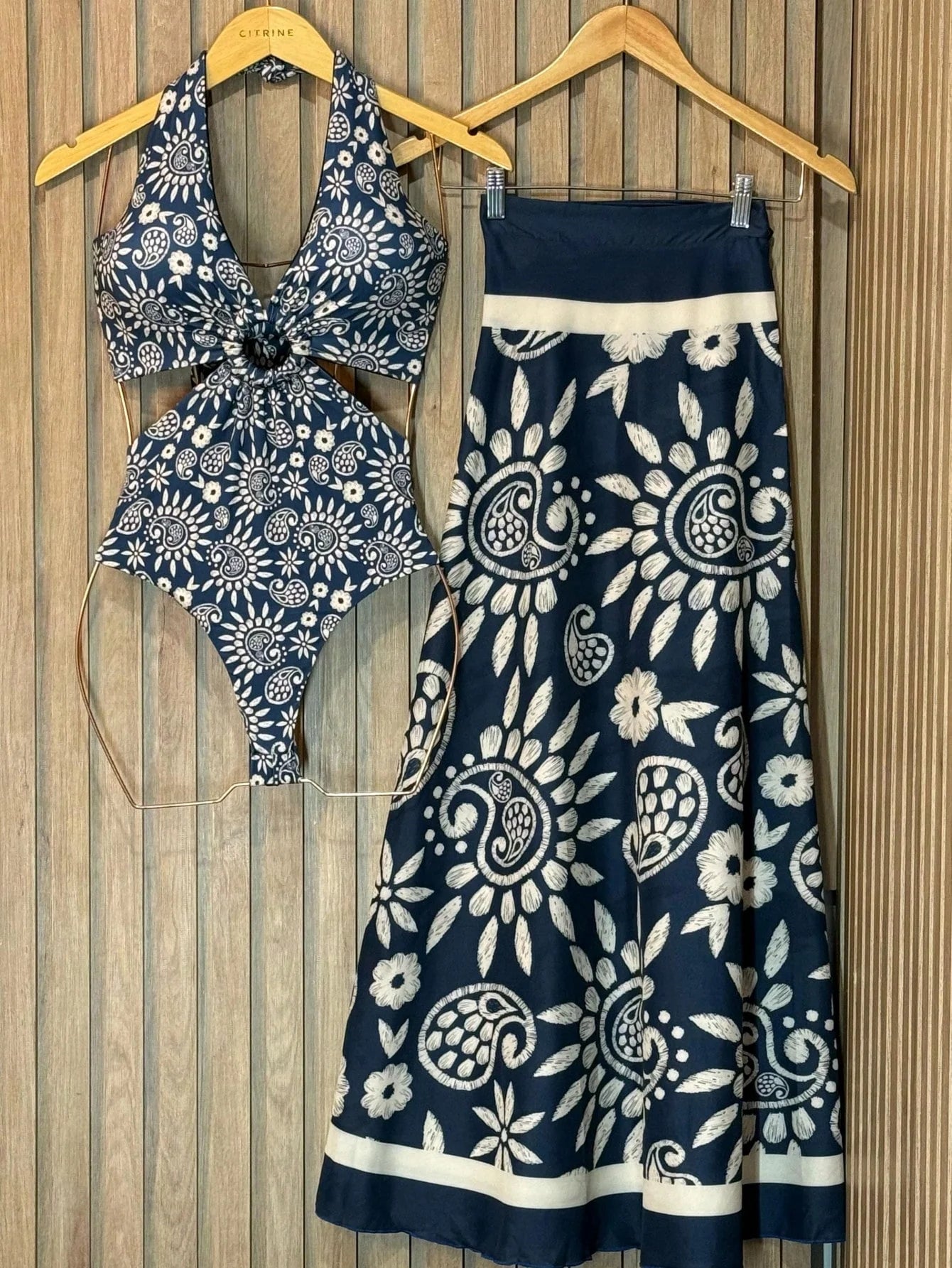 Kit Maiô Feminino + Saia Saída De Praia