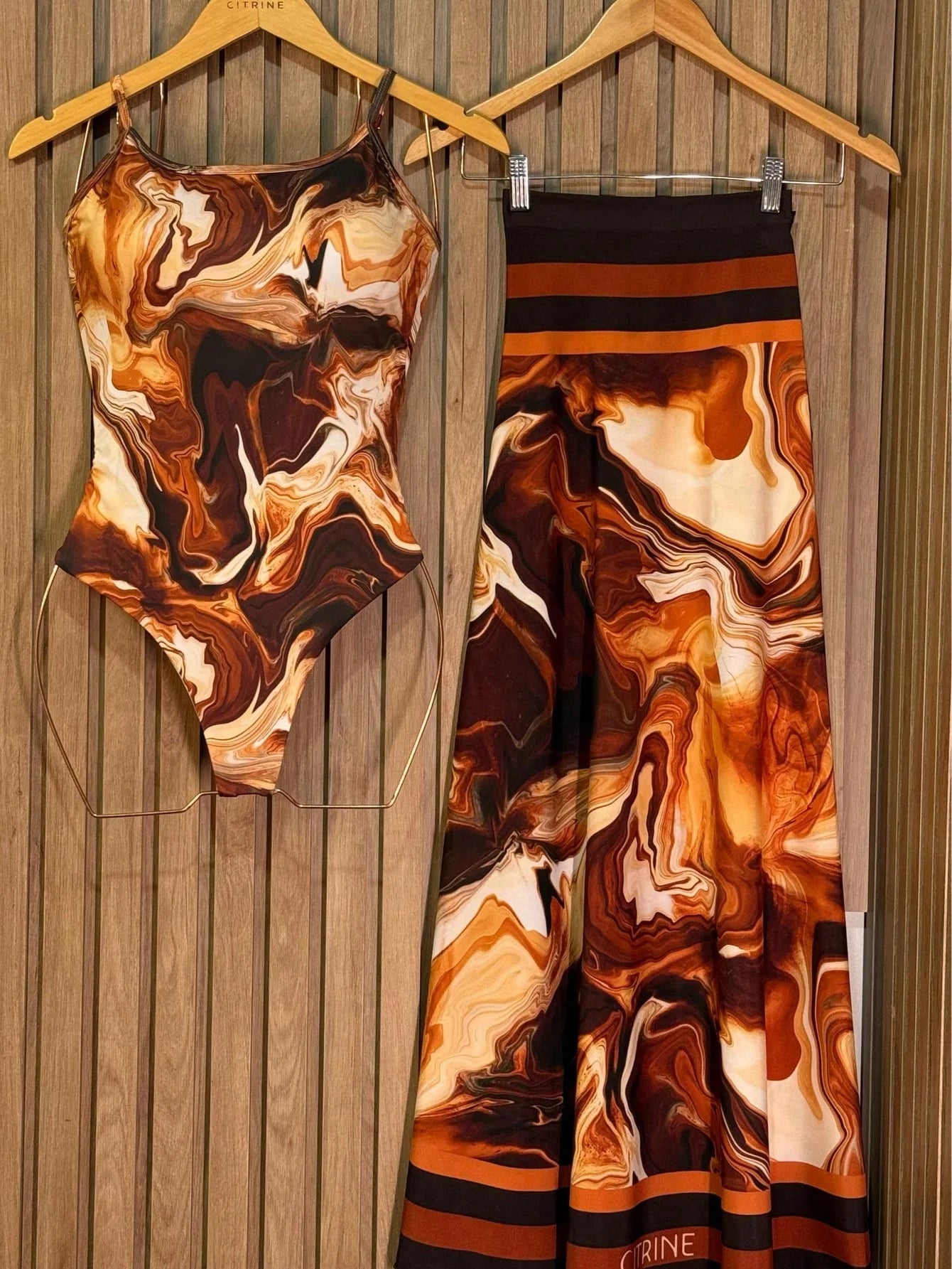 Kit Maiô Feminino + Saia Saída De Praia