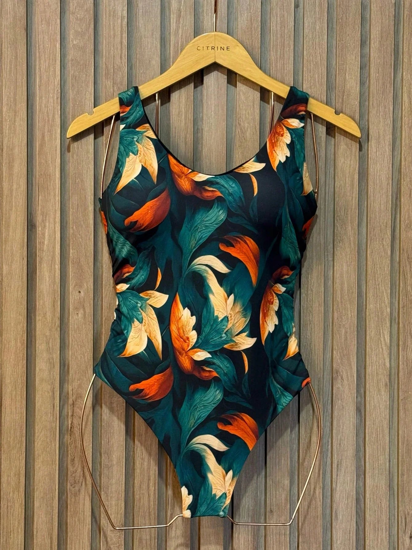 Kit Maiô Feminino + Saia Saída De Praia