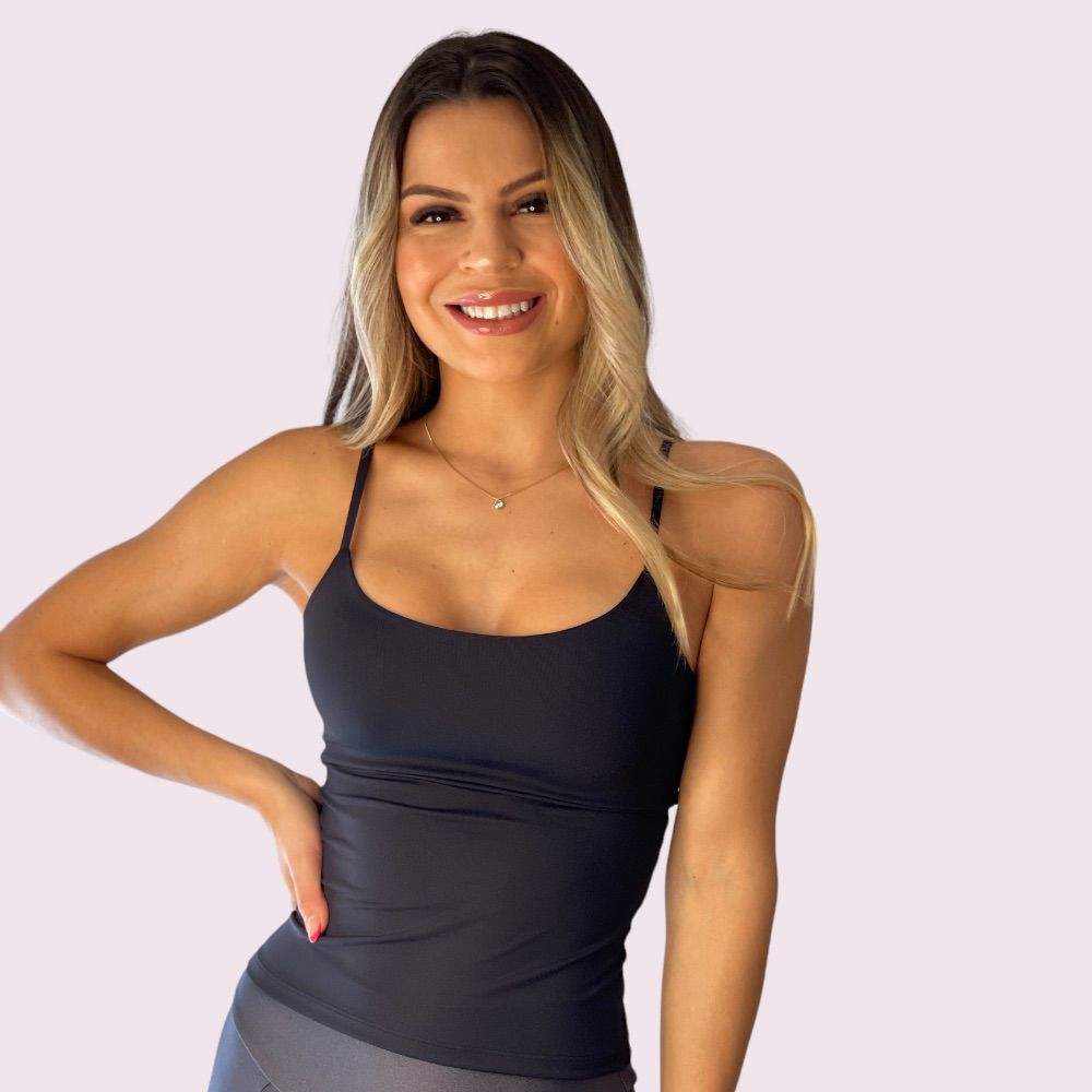 Top Isa Longo Preto