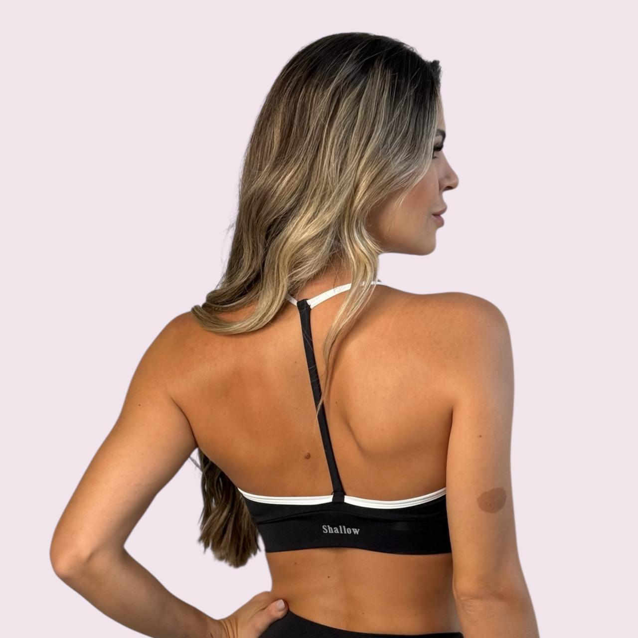 Top Lari Preto com Branco