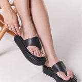 Chinelo Plataforma Vic Preto